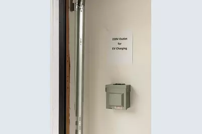 674 Burtis Street, Santa Barbara, CA 93111 - Photo 21