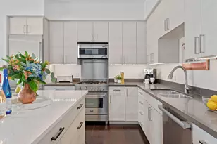 18 W Victoria St, Santa Barbara, CA 93101 - Photo 3