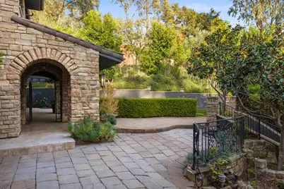 330 E Mountain Drive, Montecito, CA 93108 - Photo 45