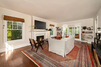 22 E Islay Street, Santa Barbara, CA 93101 - Photo 3