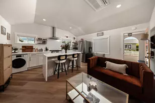 1086/1090 Elm Ln, Carpinteria, CA 93013 - Photo 13