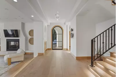210 Las Alturas Road, Santa Barbara, CA 93103 - Photo 7