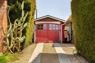 601 E Victoria St, Santa Barbara, CA 93103 - Photo 25