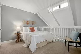 220 Elm Ave, Carpinteria, CA 93013 - Photo 11