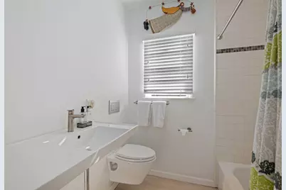 1016 E Haley Street, Santa Barbara, CA 93103 - Photo 15
