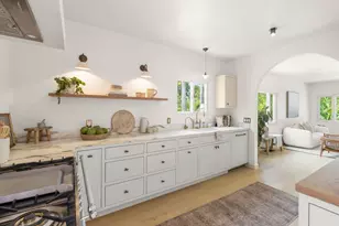 209 W Constance Ave, Santa Barbara, CA 93105 - Photo 9