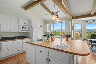 1611 Fredensborg Way, Solvang, CA 93463 - Photo 13