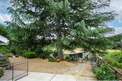 2550 Elk Grove Road, Solvang, CA 93463 - Photo 37