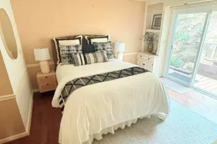 922 Roble Ln, Santa Barbara, CA 93103 - Photo 17