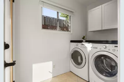 1310 Olive Street, Santa Barbara, CA 93101 - Photo 31