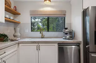 1307 Clifton St, Santa Barbara, CA 93103 - Photo 9