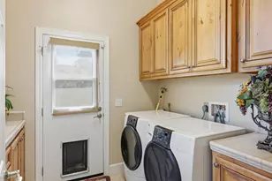 804 Creekside Pl, Solvang, CA 93463 - Photo 49