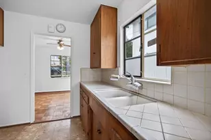 40 Ocean View Ave, Santa Barbara, CA 93103 - Photo 13