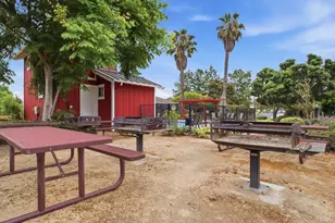 5302 Orchard Park Ln, Santa Barbara, CA 93111 - Photo 37