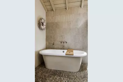 310 E Canon Perdido Street, Santa Barbara, CA 93101 - Photo 11