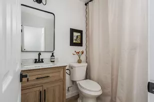 864 Highland Dr, Santa Barbara, CA 93109 - Photo 17