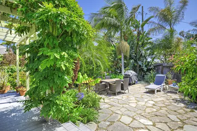 1321 Los Alamos Place, Santa Barbara, CA 93109 - Photo 17