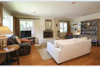 1321 Los Alamos Place, Santa Barbara, CA 93109 - Photo 5