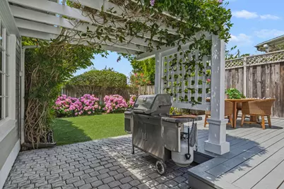 2129 Red Rose Way, Santa Barbara, CA 93109 - Photo 33