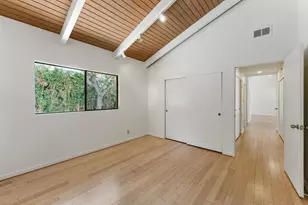555 N La Cumbre Rd, Santa Barbara, CA 93110 - Photo 9
