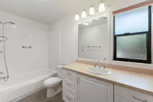555 N La Cumbre Rd, Santa Barbara, CA 93110 - Photo 9