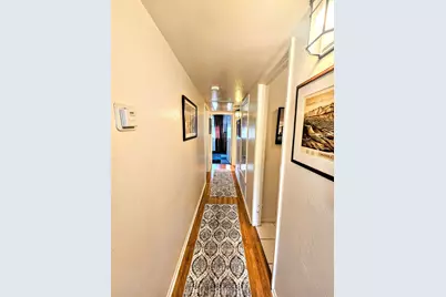 521 W Montecito Street #Apt 10, Santa Barbara, CA 93101 - Photo 5