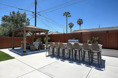 77 Manchester Place, Goleta, CA 93117 - Photo 9