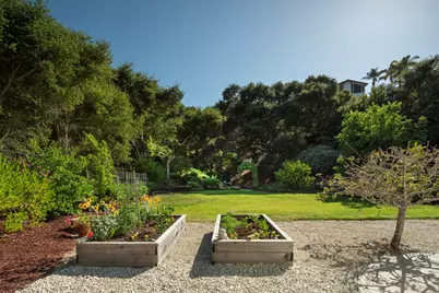 1102 Plaza Del Monte, Santa Barbara, CA 93101 - Photo 29