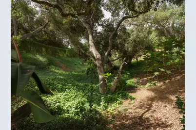 1102 Plaza Del Monte, Santa Barbara, CA 93101 - Photo 35