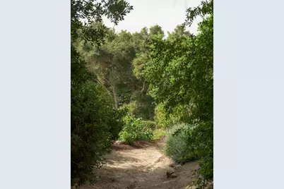 1102 Plaza Del Monte, Santa Barbara, CA 93101 - Photo 35