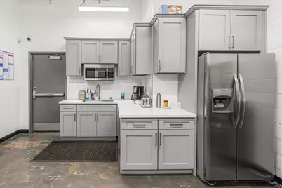 44211 Yucca Avenue, Out Of Area, CA 93534 - Photo 7