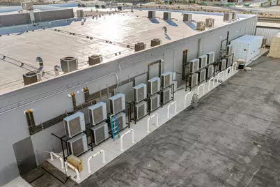 44211 Yucca Avenue, Out Of Area, CA 93534 - Photo 49