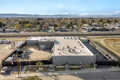 44211 Yucca Avenue, Out Of Area, CA 93534 - Photo 43