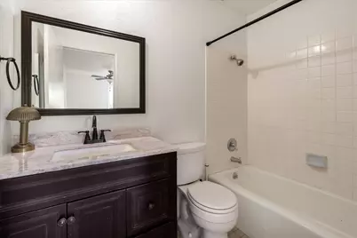 820 W Victoria Street #Apt D, Santa Barbara, CA 93101 - Photo 15