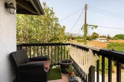 820 W Victoria Street #Apt D, Santa Barbara, CA 93101 - Photo 17