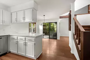 820 W Victoria St, Santa Barbara, CA 93101 - Photo 9