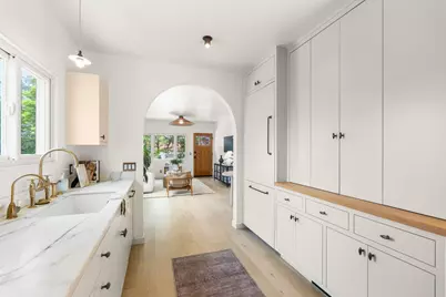 209 W Constance Avenue, Santa Barbara, CA 93105 - Photo 11
