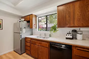 2044 Elise Way, Santa Barbara, CA 93109 - Photo 15