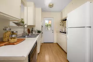 7039 Del Norte Dr, Goleta, CA 93117 - Photo 17