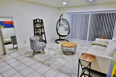 47 Dearborn Place #18, Goleta, CA 93117 - Photo 15