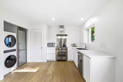 1407 San Pascual Street #Apt D, Santa Barbara, CA 93101 - Photo 15