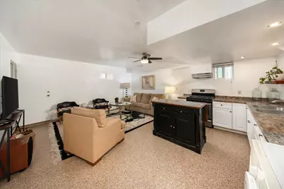 2411 Chapala Street, Santa Barbara, CA 93105 - Photo 25