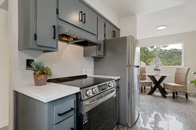 1058 Miramonte Drive #Apt 8, Santa Barbara, CA 93109 - Photo 7