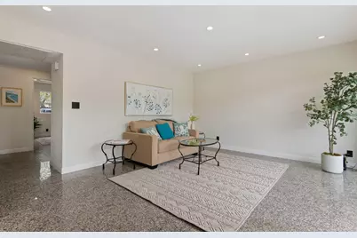 1058 Miramonte Drive #Apt 8, Santa Barbara, CA 93109 - Photo 15