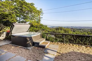 2700 Exeter Pl, Santa Barbara, CA 93105 - Photo 31