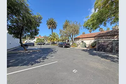 22 E Montecito Street, Santa Barbara, CA 93101 - Photo 3