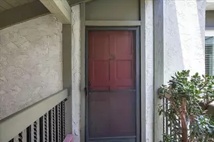 47 Dearborn Pl, Goleta, CA 93117 - Photo 13