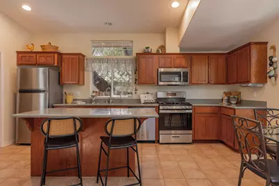 406 E Aliso Street, Ojai, CA 93023 - Photo 11