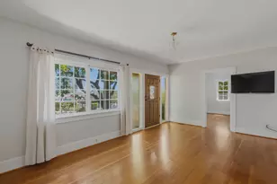 1419 Carpinteria St, Santa Barbara, CA 93103 - Photo 3
