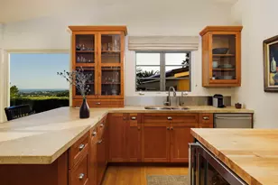 1022 Garcia Rd, Santa Barbara, CA 93103 - Photo 9